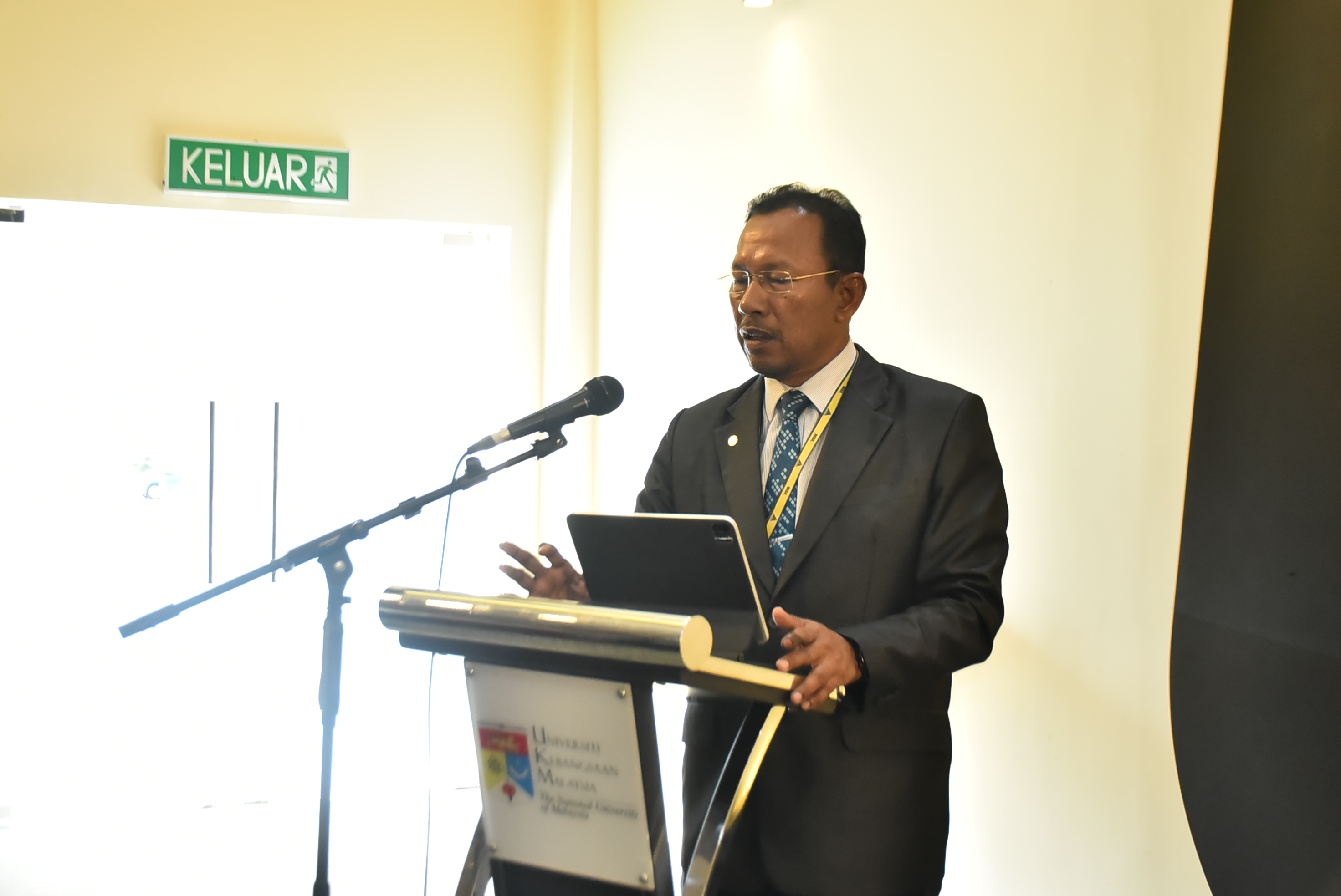 DSC 1598